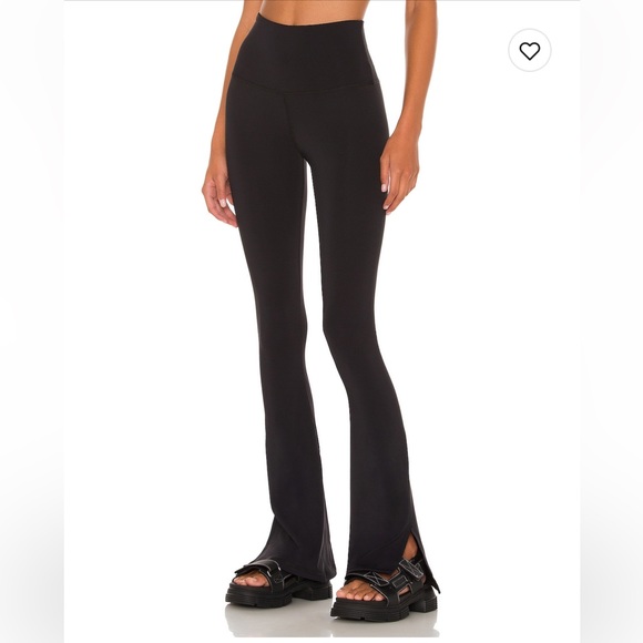 STRUT-THIS Black slit leggings